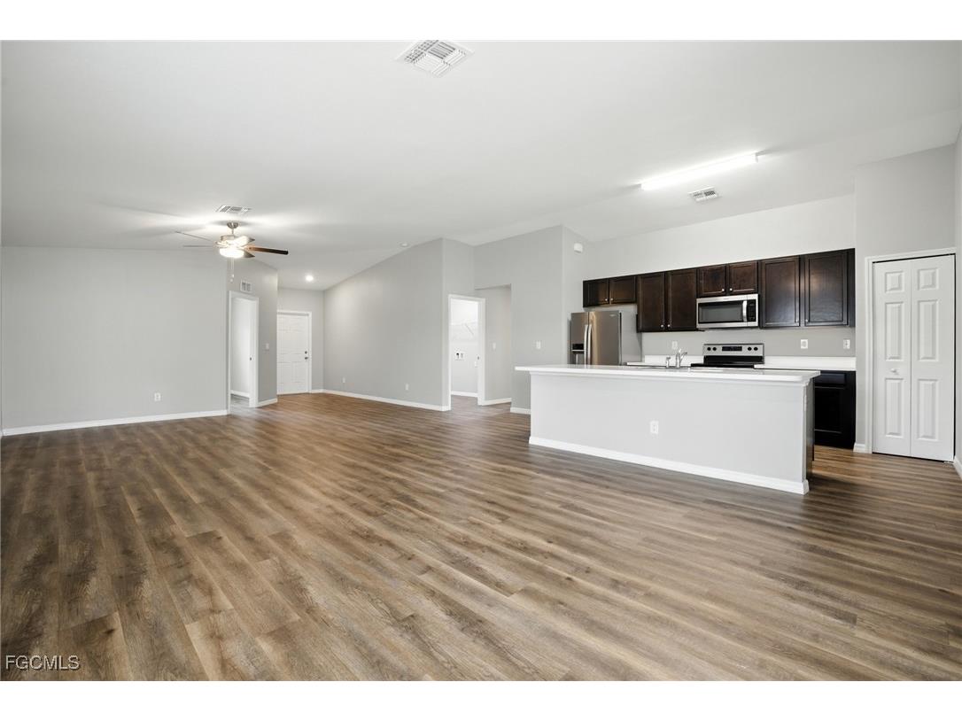 137 Wanatah Avenue Lehigh Acres FL 33974 2025007092 image5