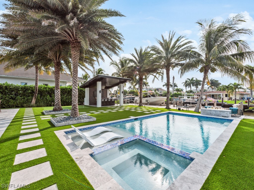 1370 Curlew Avenue Naples FL 34102 224000494 image1