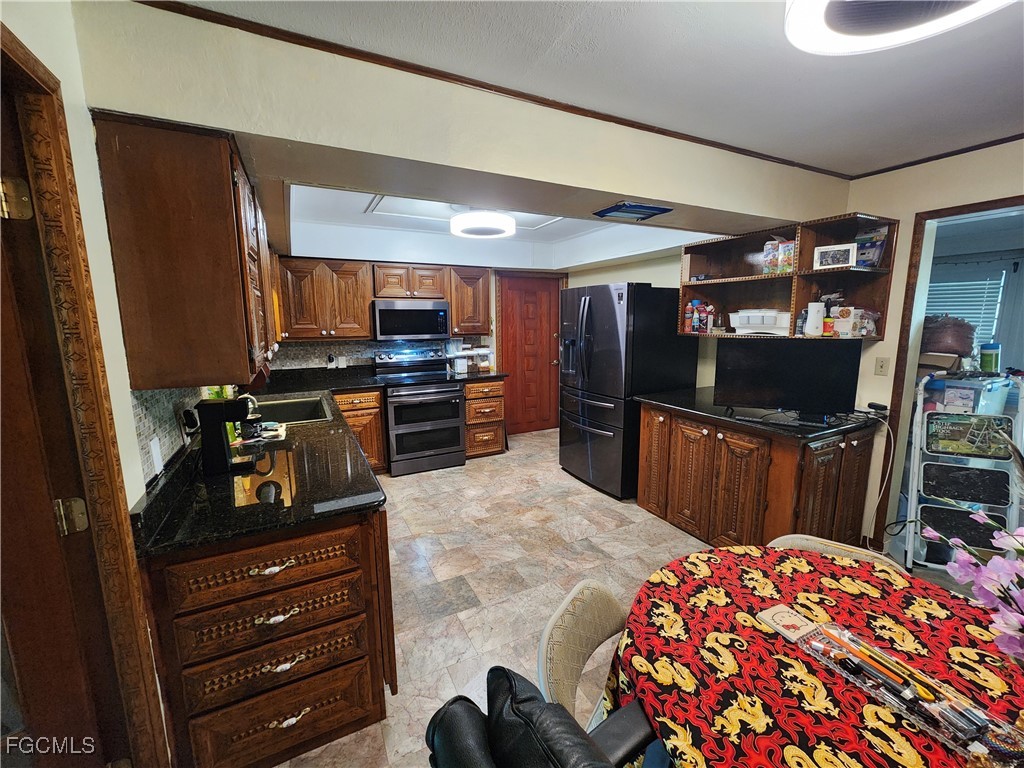 1370 Harbor View Drive North Fort Myers FL 33917 2025015603 image20