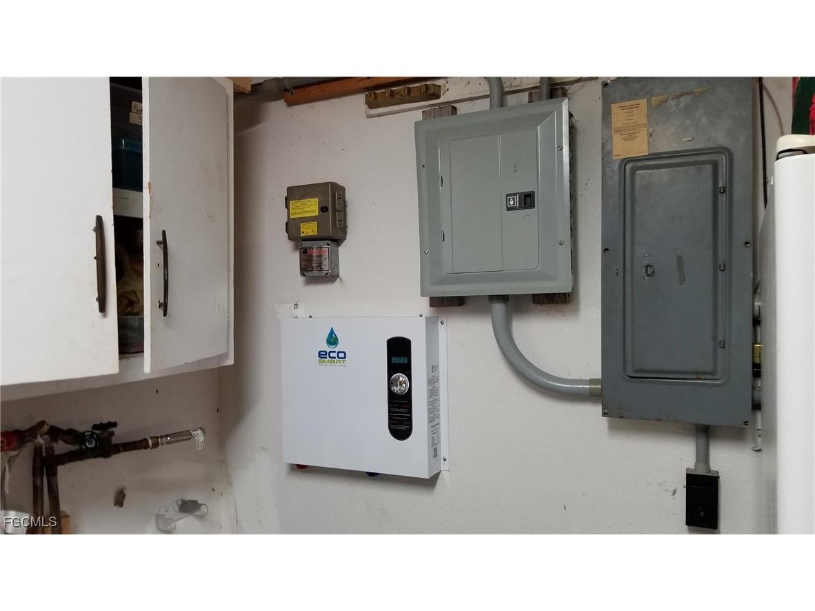 1370 Harbor View Drive North Fort Myers FL 33917 2025015603 image30