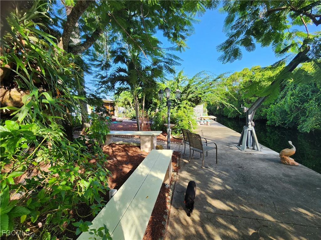 1370 Harbor View Drive North Fort Myers FL 33917 2025015603 image4