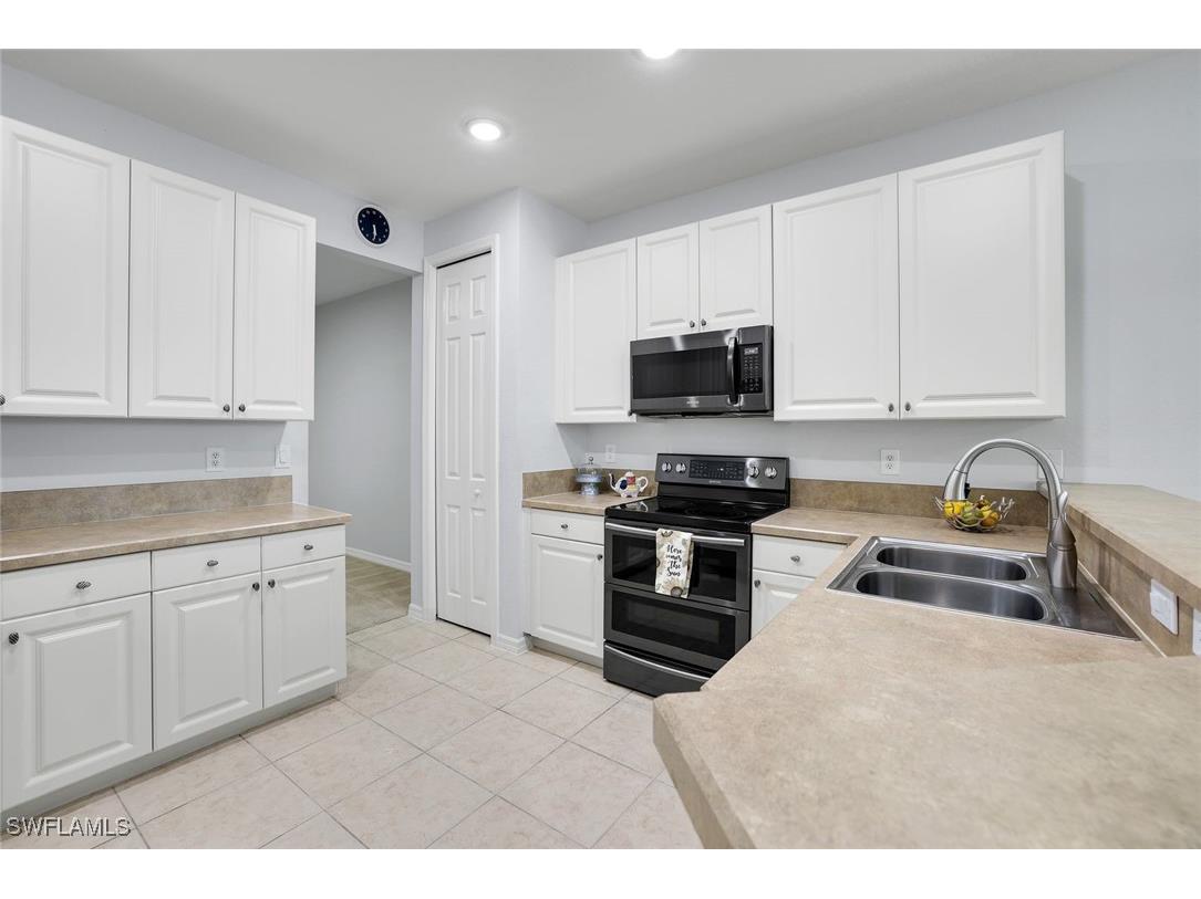 1370 Mariposa Circle #102 Naples FL 34105 225081420 image12