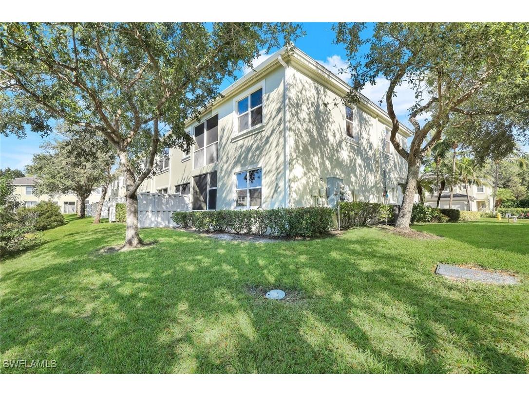 1370 Mariposa Circle #102 Naples FL 34105 225081420 image4