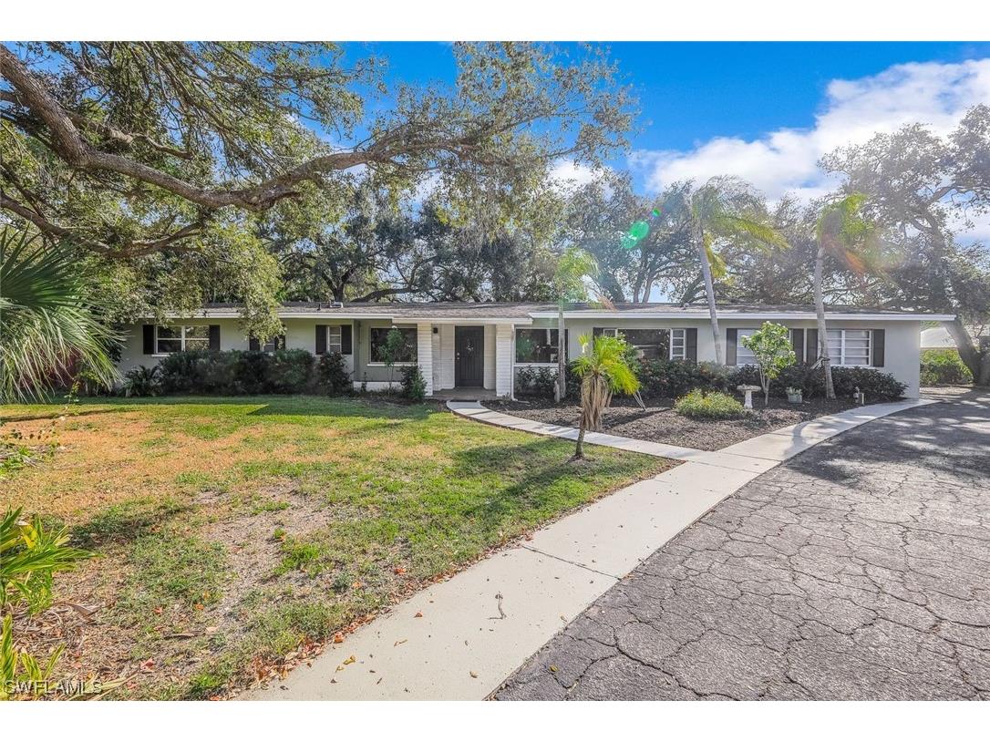 1370 Morningside Drive Fort Myers FL 33901 223064667 image1