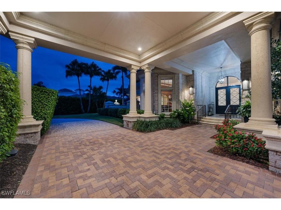 13700 Pondview Circle Naples FL 34119 225073632 image3