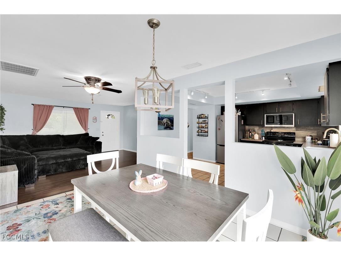 1371 Torreya Circle North Fort Myers FL 33917 2026010023 image10