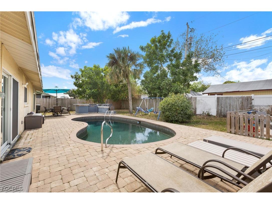 1371 Torreya Circle North Fort Myers FL 33917 2026010023 image23