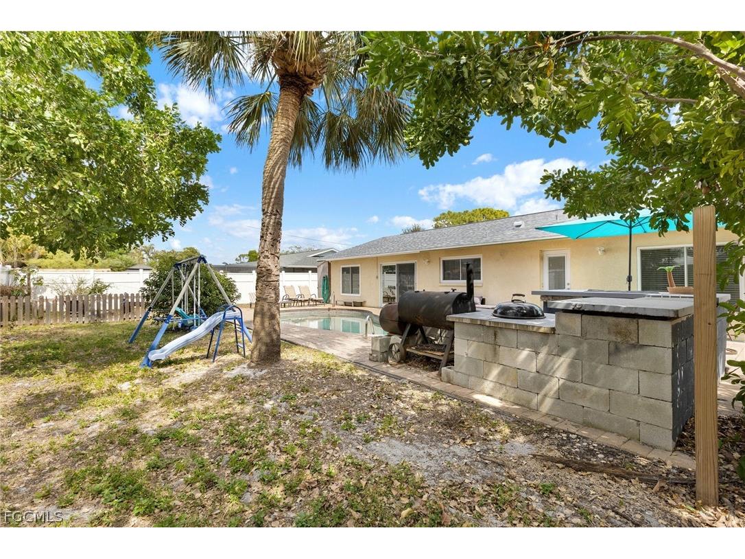 1371 Torreya Circle North Fort Myers FL 33917 2026010023 image25