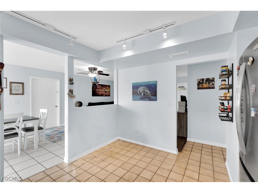 1371 Torreya Circle North Fort Myers FL 33917 2026010023 image9