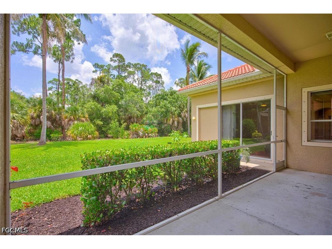13716 Magnolia Lake Court Fort Myers FL 33907 2026026562 image2
