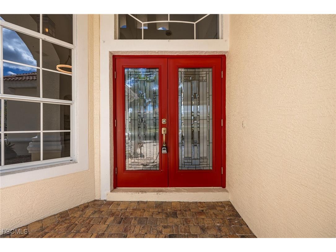 13717 Bald Cypress Circle Fort Myers FL 33907 2025015531 image2