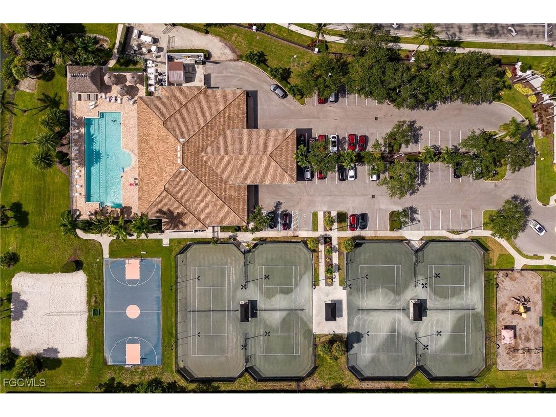 13717 Bald Cypress Circle Fort Myers FL 33907 2025015531 image27