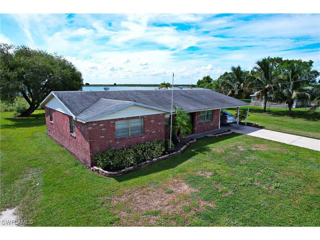1372 Hookers Point Road Clewiston FL 33440 223077074 image1