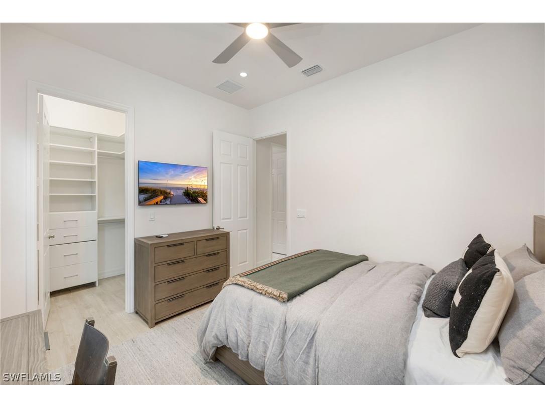 13723 Callisto Avenue Naples FL 34109 226008983 image17