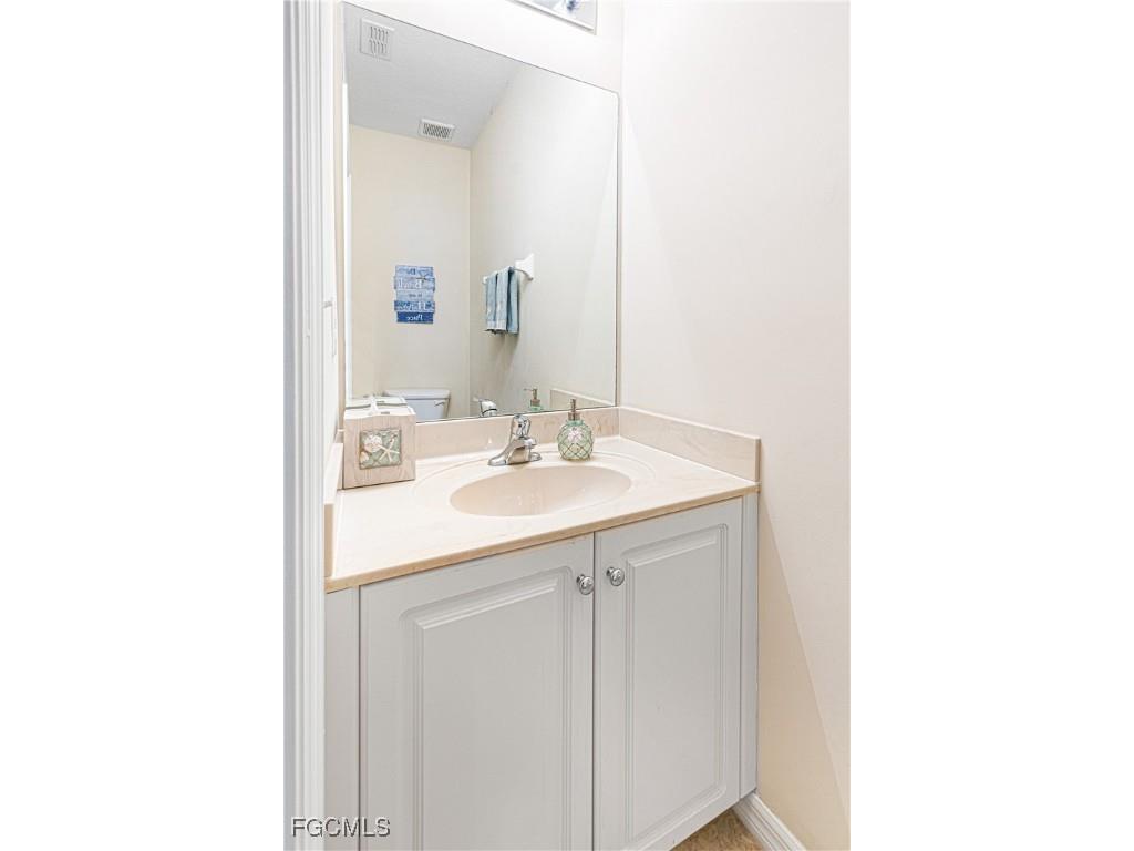 1373 Weeping Willow Court Cape Coral FL 33909 2025021728 image22