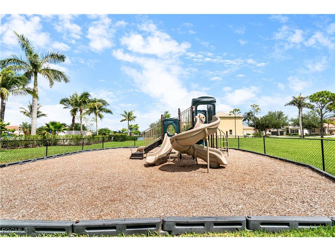 1373 Weeping Willow Court Cape Coral FL 33909 2025021728 image47