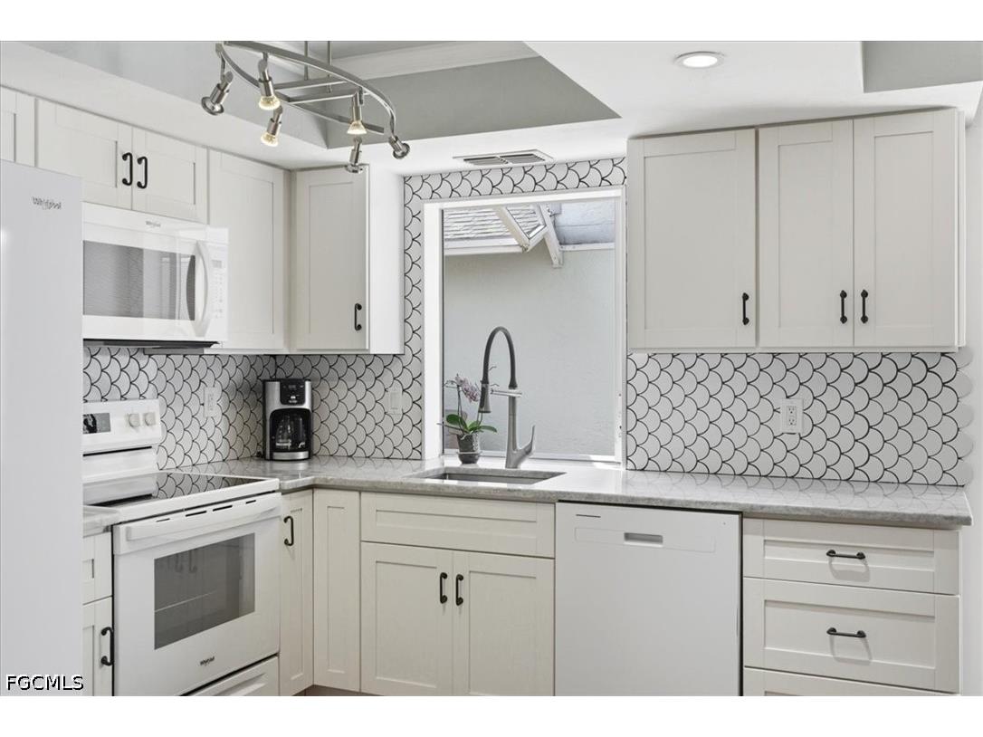 13730 Downing Lane #W-1 Fort Myers FL 33919 2026015419 image9