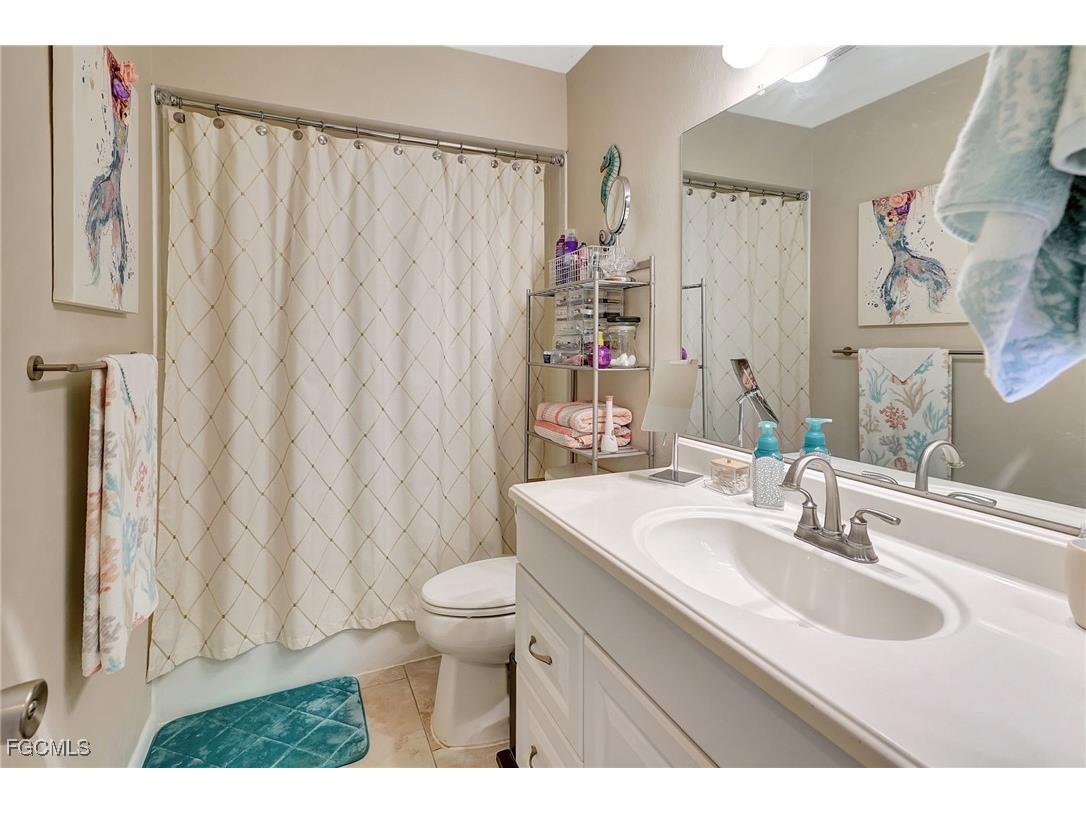 1374 Bunker Way Fort Myers FL 33919 2025012085 image18