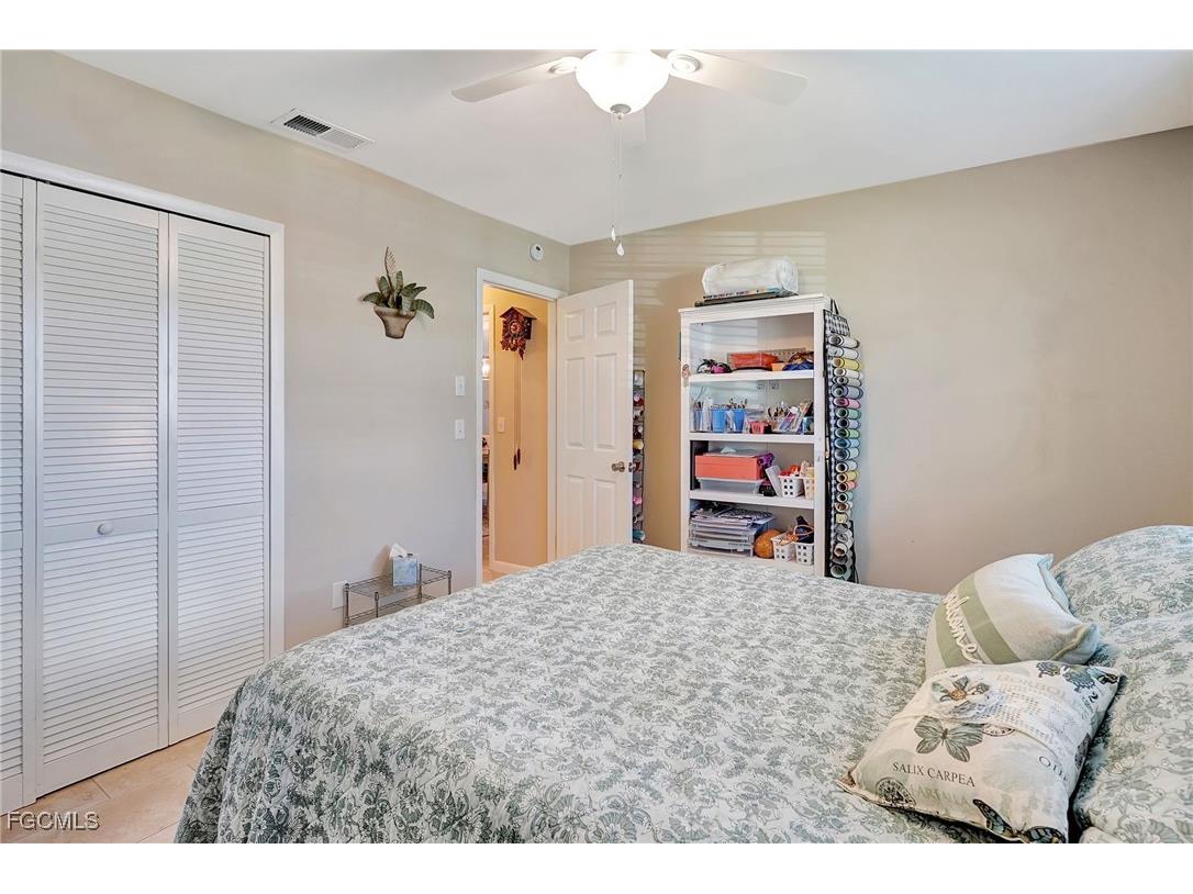 1374 Bunker Way Fort Myers FL 33919 2025012085 image21