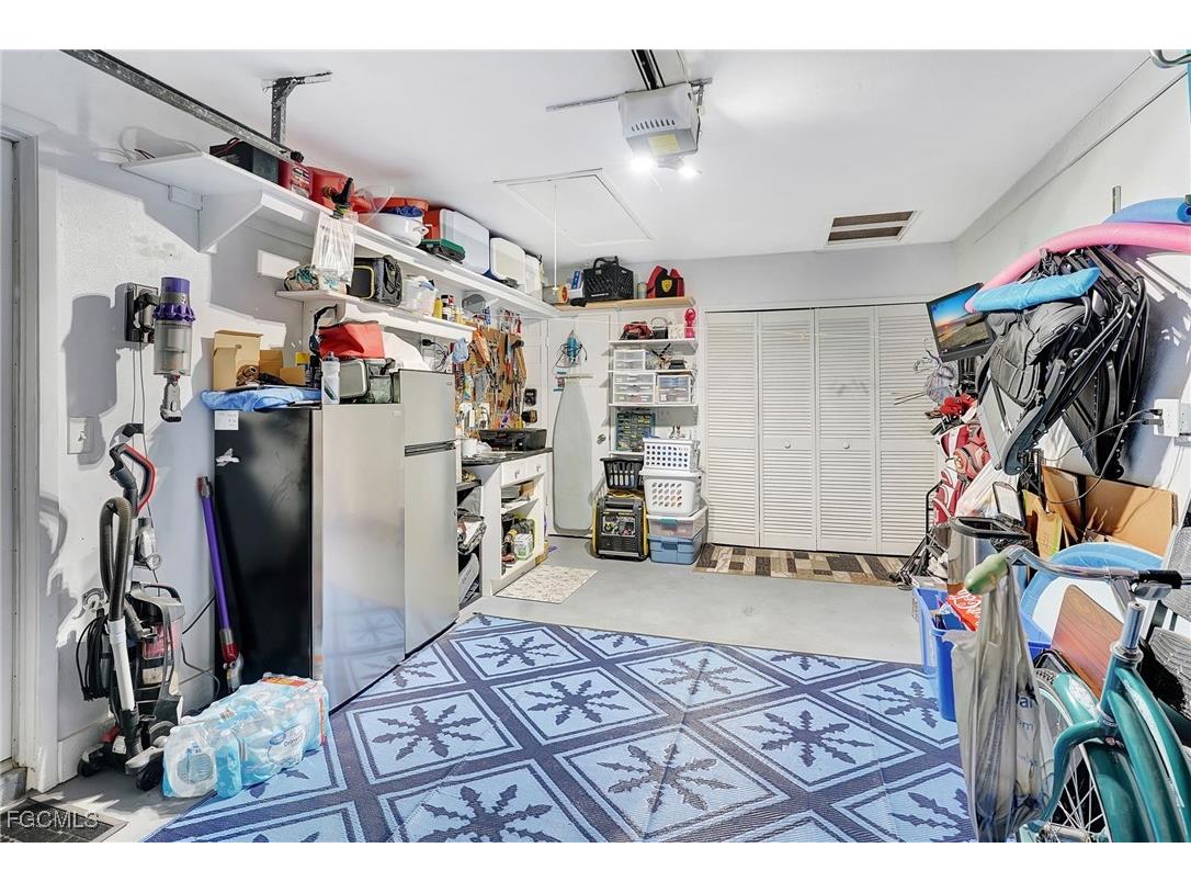 1374 Bunker Way Fort Myers FL 33919 2025012085 image28