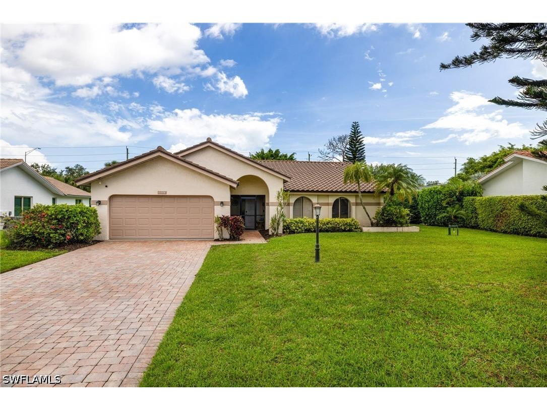 1374 Foxfire Lane Naples FL 34104 226015570 image32
