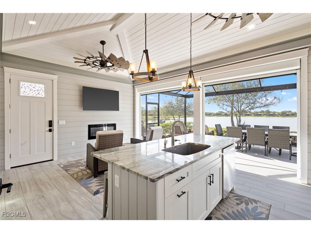 13743 Golden Palms Circle Fort Myers FL 33913 2025000489 image2