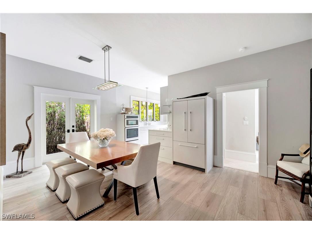 1375 Gordon Drive Naples FL 34102 226007225 image10