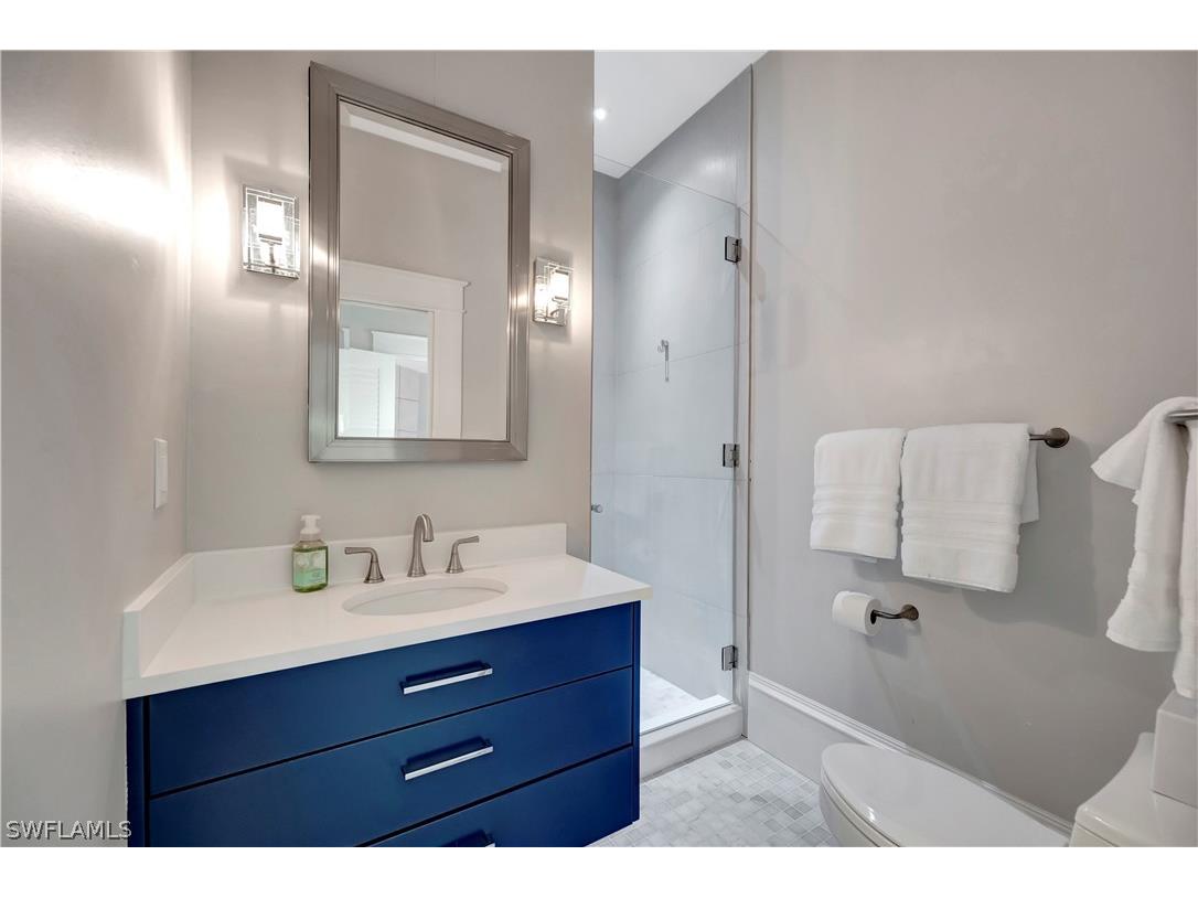 1375 Gordon Drive Naples FL 34102 226007225 image16