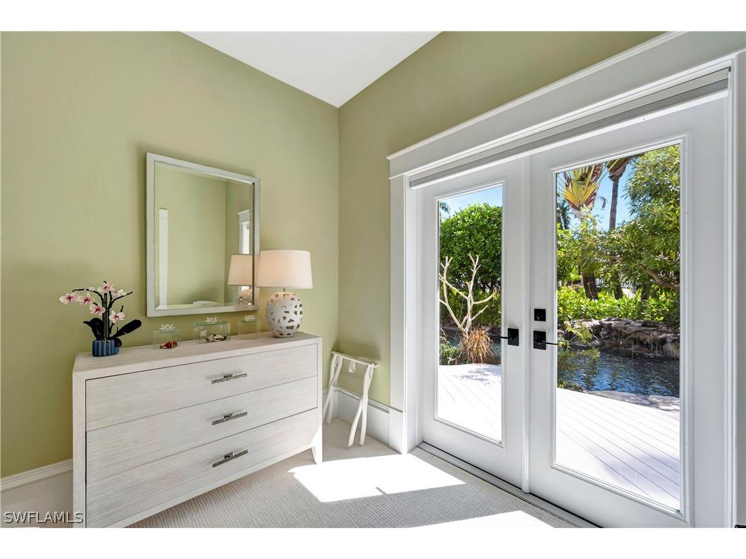 1375 Gordon Drive Naples FL 34102 226007225 image19