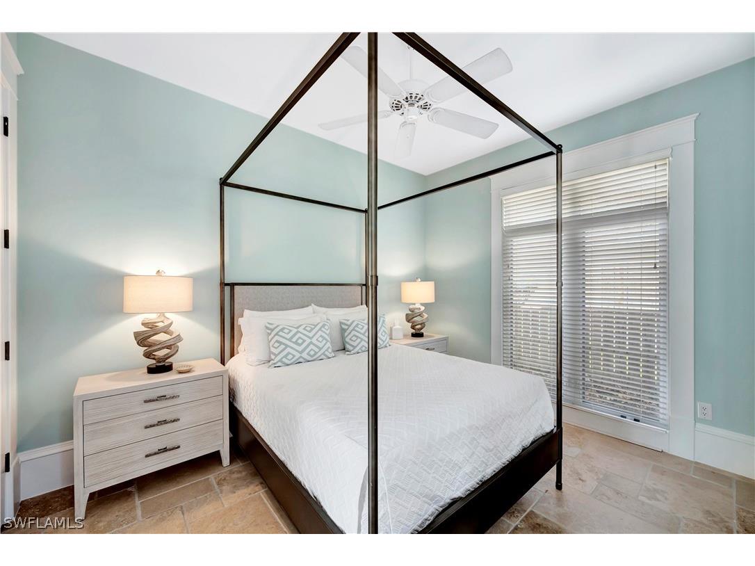 1375 Gordon Drive Naples FL 34102 226007225 image22