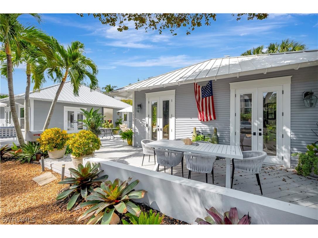 1375 Gordon Drive Naples FL 34102 226007225 image27