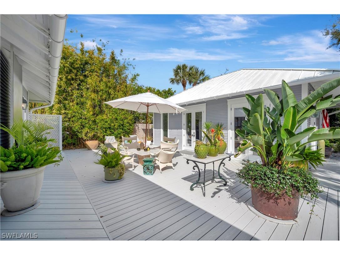 1375 Gordon Drive Naples FL 34102 226007225 image28