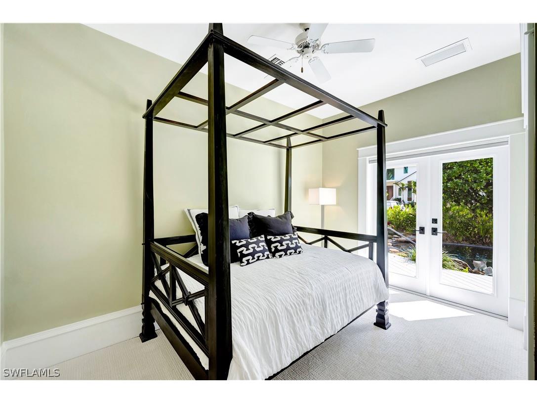 1375 Gordon Drive Naples FL 34102 226007225 image40