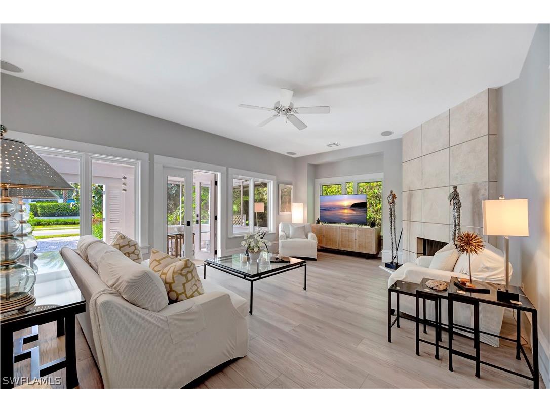 1375 Gordon Drive Naples FL 34102 226007225 image7