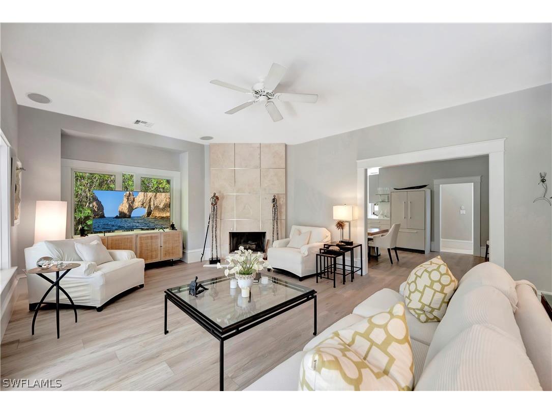 1375 Gordon Drive Naples FL 34102 226007225 image8