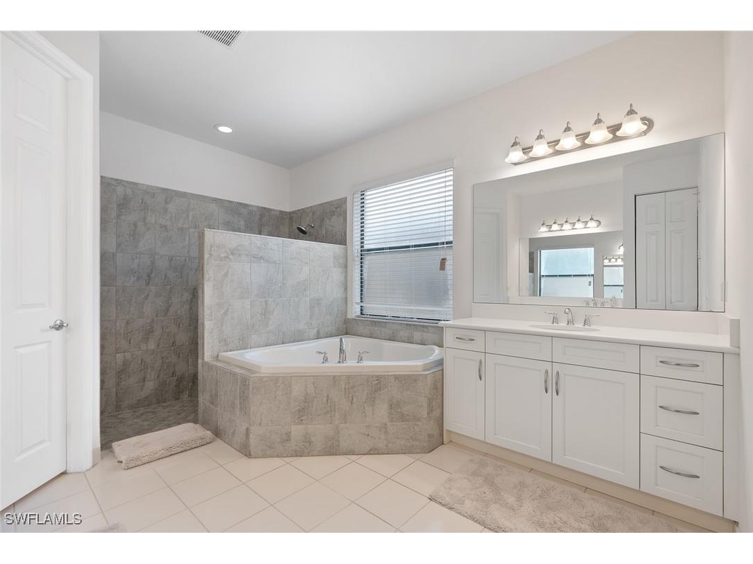 13750 Callisto Avenue Naples FL 34109 225063800 image13