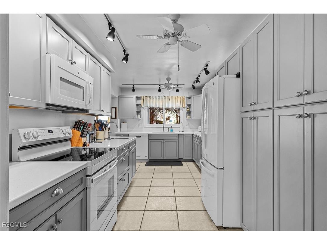 13750 Ox Bow Road Fort Myers FL 33905 2025021380 image6