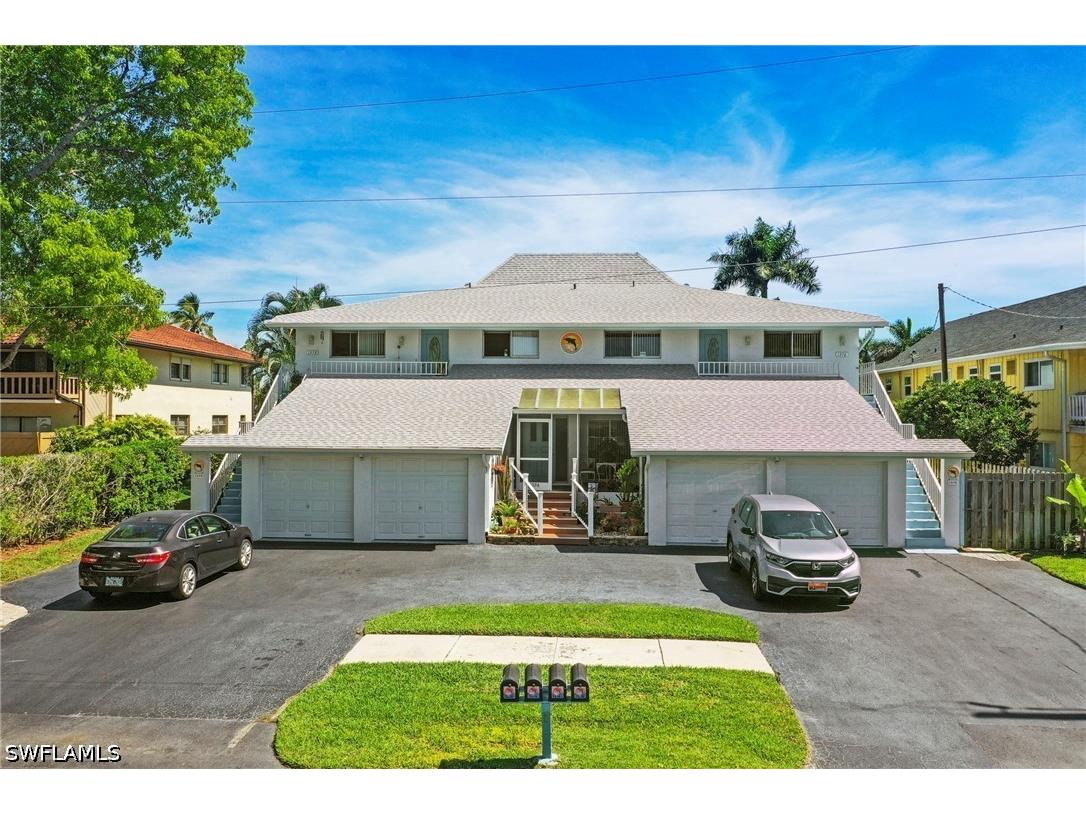 1376 Chesapeake Avenue #2 Naples FL 34102 226018810 image2