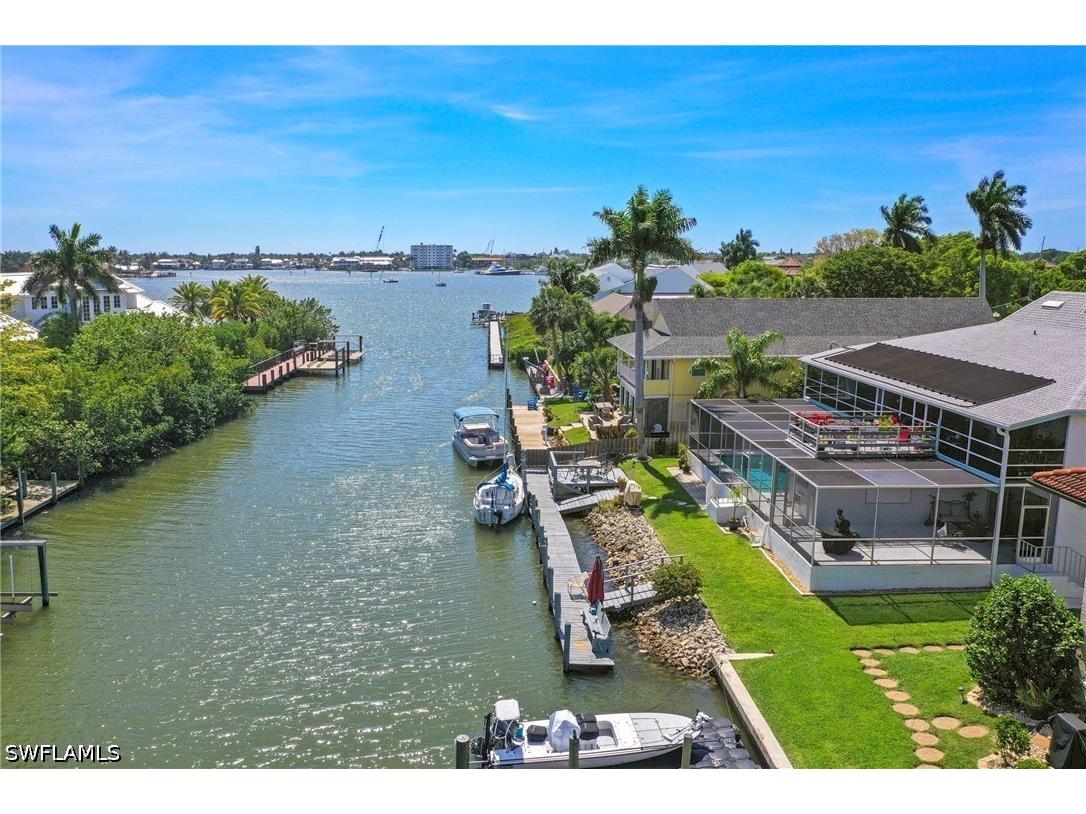 1376 Chesapeake Avenue #2 Naples FL 34102 226018810 image24