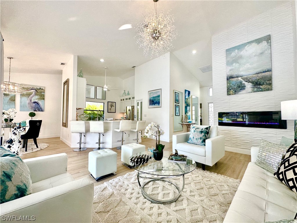 1376 Monarch Circle Naples FL 34116 224009304 image1