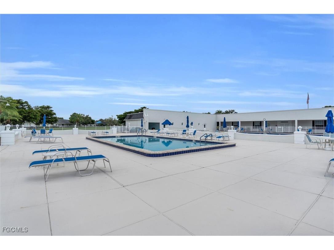 1376 S Brandywine Circle #4 Fort Myers FL 33919 2025008854 image28