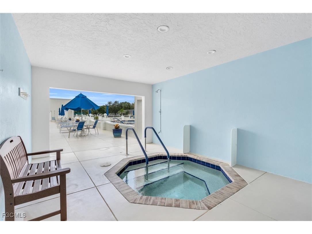 1376 S Brandywine Circle #4 Fort Myers FL 33919 2025008854 image30