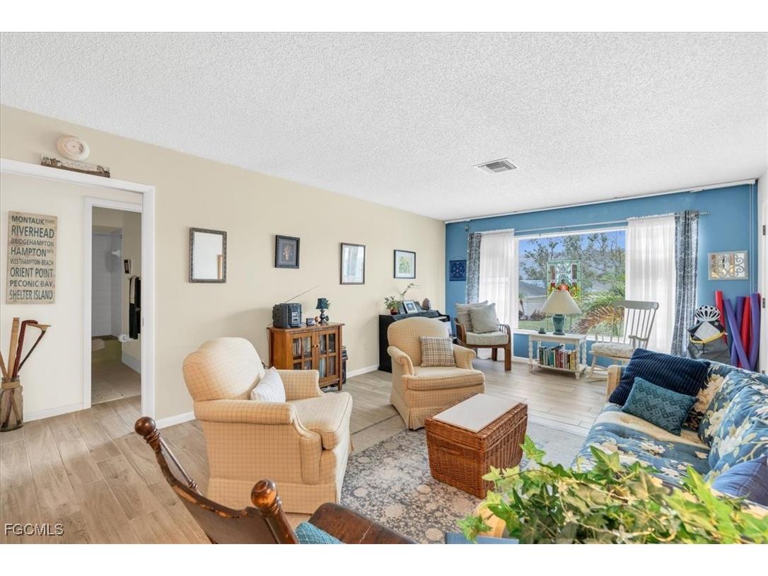 1376 S Brandywine Circle #4 Fort Myers FL 33919 2025008854 image7