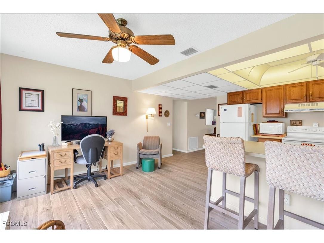 1376 S Brandywine Circle #4 Fort Myers FL 33919 2025008854 image9