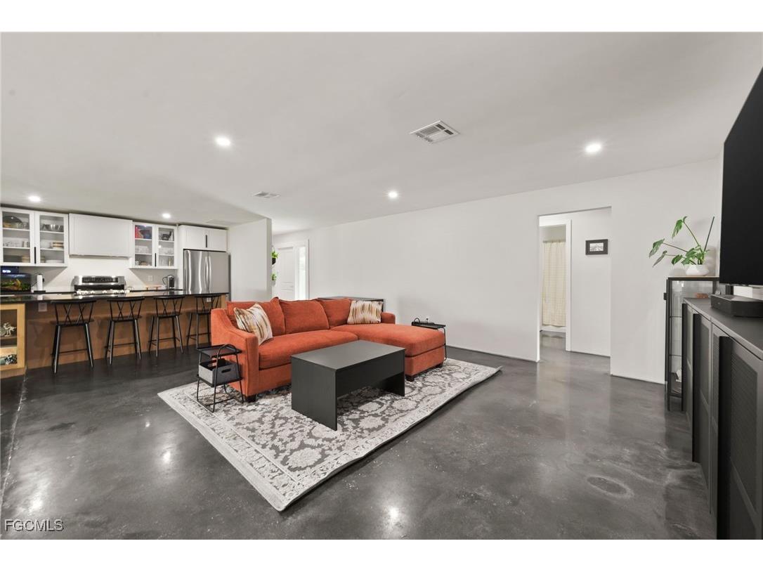 13764 River Forest Drive Fort Myers FL 33905 2025008501 image11