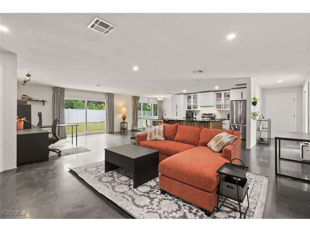 13764 River Forest Drive Fort Myers FL 33905 2025008501 image9