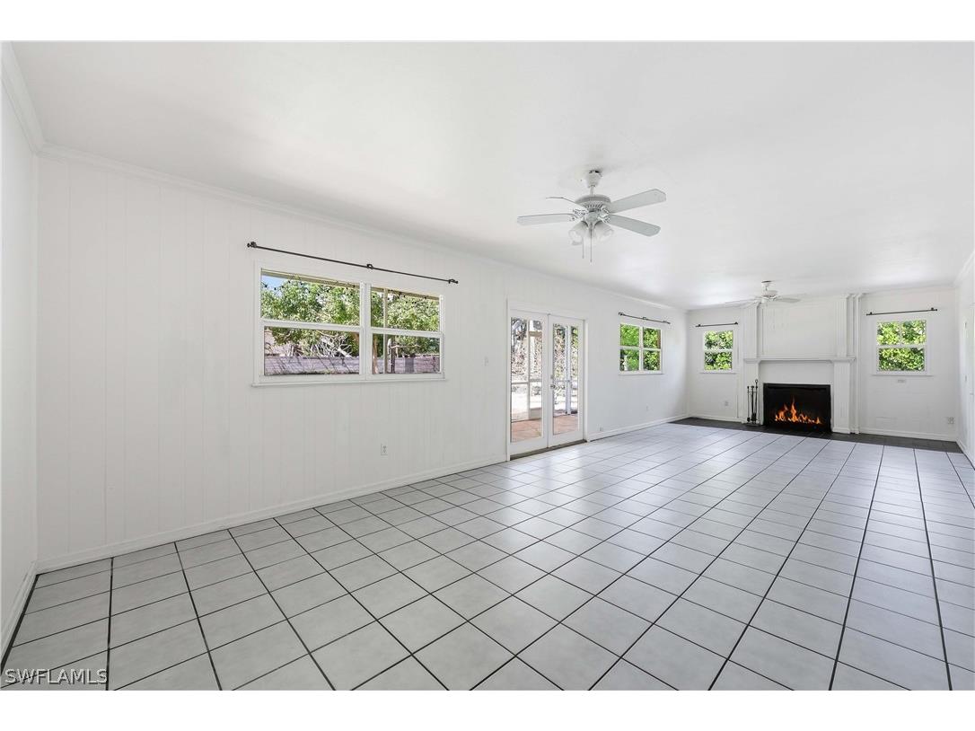 1377 11th Court N Naples FL 34102 226011140 image10