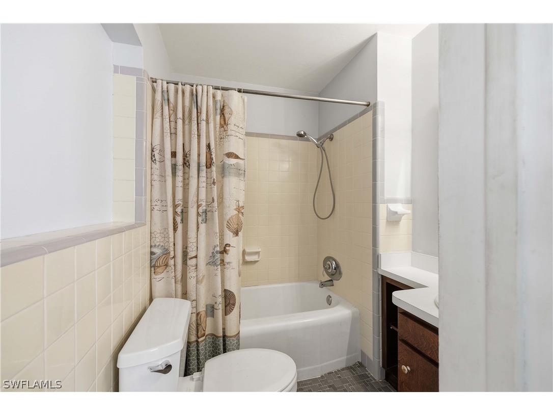 1377 11th Court N Naples FL 34102 226011140 image13