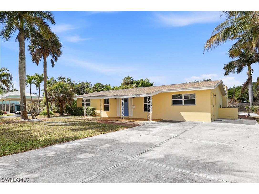 1377 11th Court N Naples FL 34102 226011140 image22