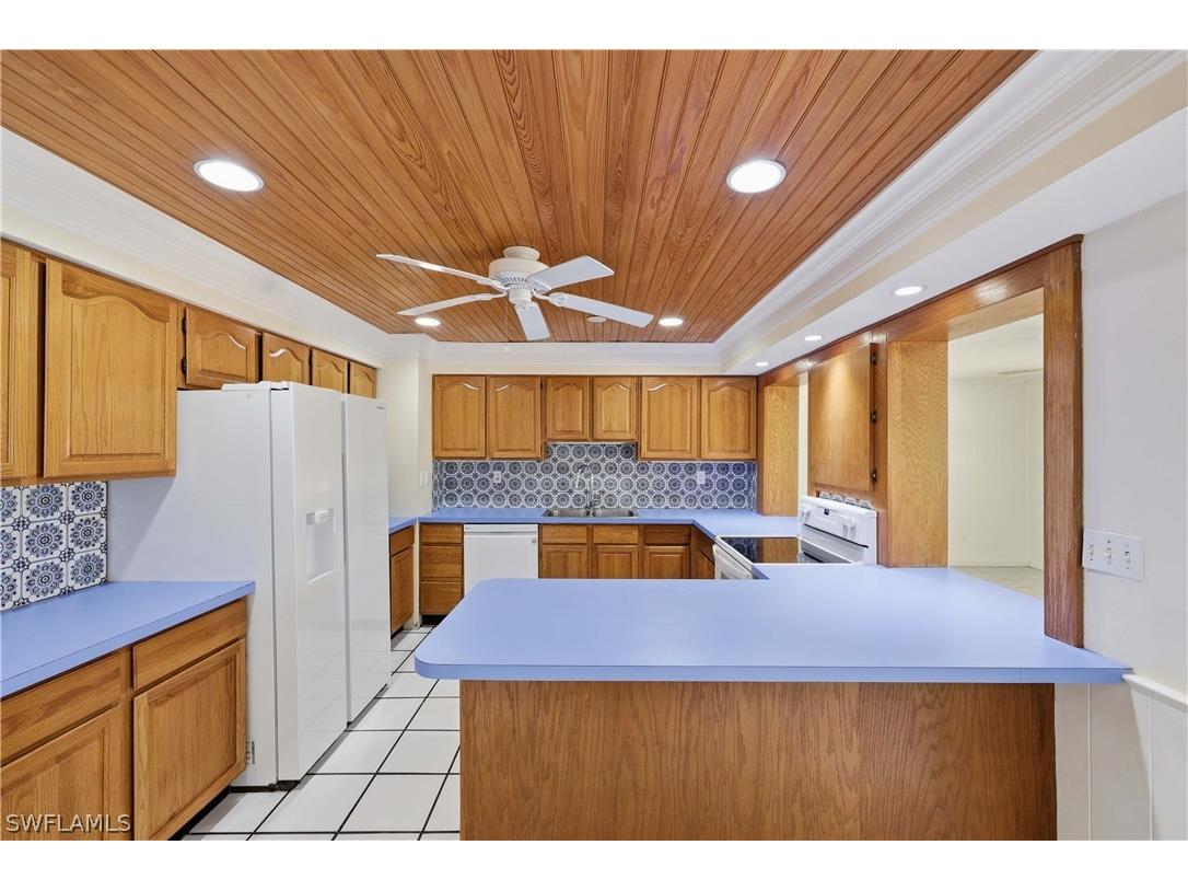 1377 11th Court N Naples FL 34102 226011140 image7